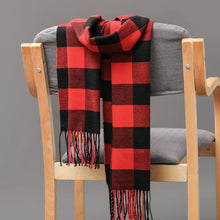 Load image into Gallery viewer, Women&#39;s / Men&#39;s  Warm Classic Plaid Scarf
