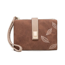 Load image into Gallery viewer, Leaf Print Small Leather Purse
