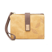 Load image into Gallery viewer, Leaf Print Small Leather Purse
